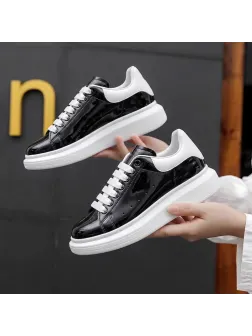 Adidasi barbati casual negri luciosi cu talpa alba VIP ZR AAA
